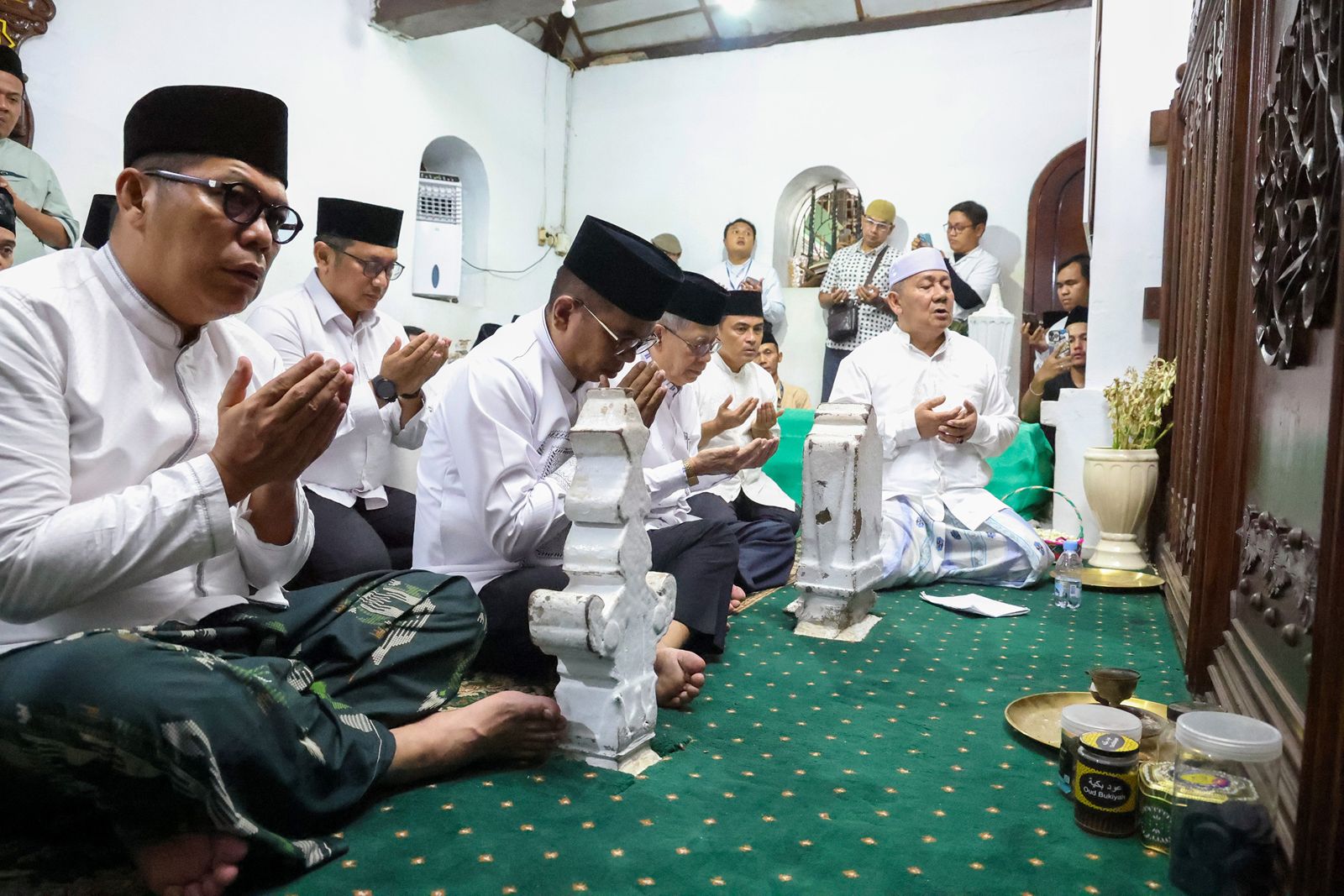 Rangkaian HUT Ke-25 Provinsi Banten, Gubernur Andra Soni Ziarah ke Makam Sultan Maulana Hasanuddin