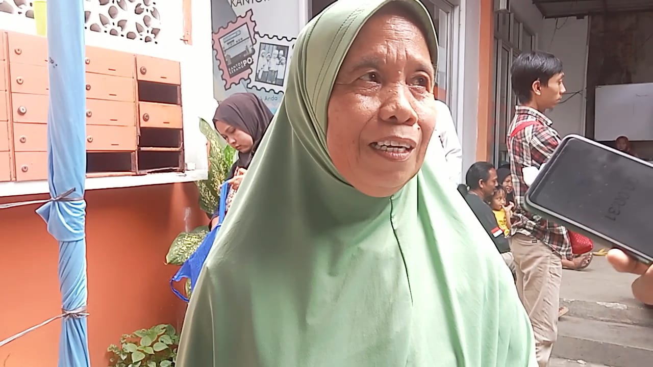 Antrean BLT Kesra Membludak di Serang, Warga Antusias Sejak Pagi