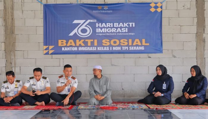 Imigrasi Serang Salurkan Bansos ke Ponpes Yatim Piatu Baitul Qur’an