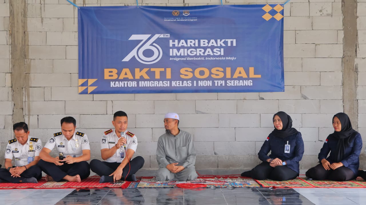 Imigrasi Serang Salurkan Bansos ke Ponpes Yatim Piatu Baitul Qur’an
