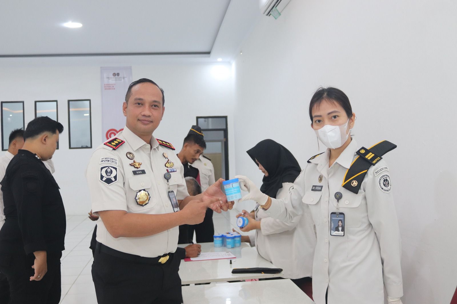 Lapas Serang Tes Urine Warga Binaan dan Petugas