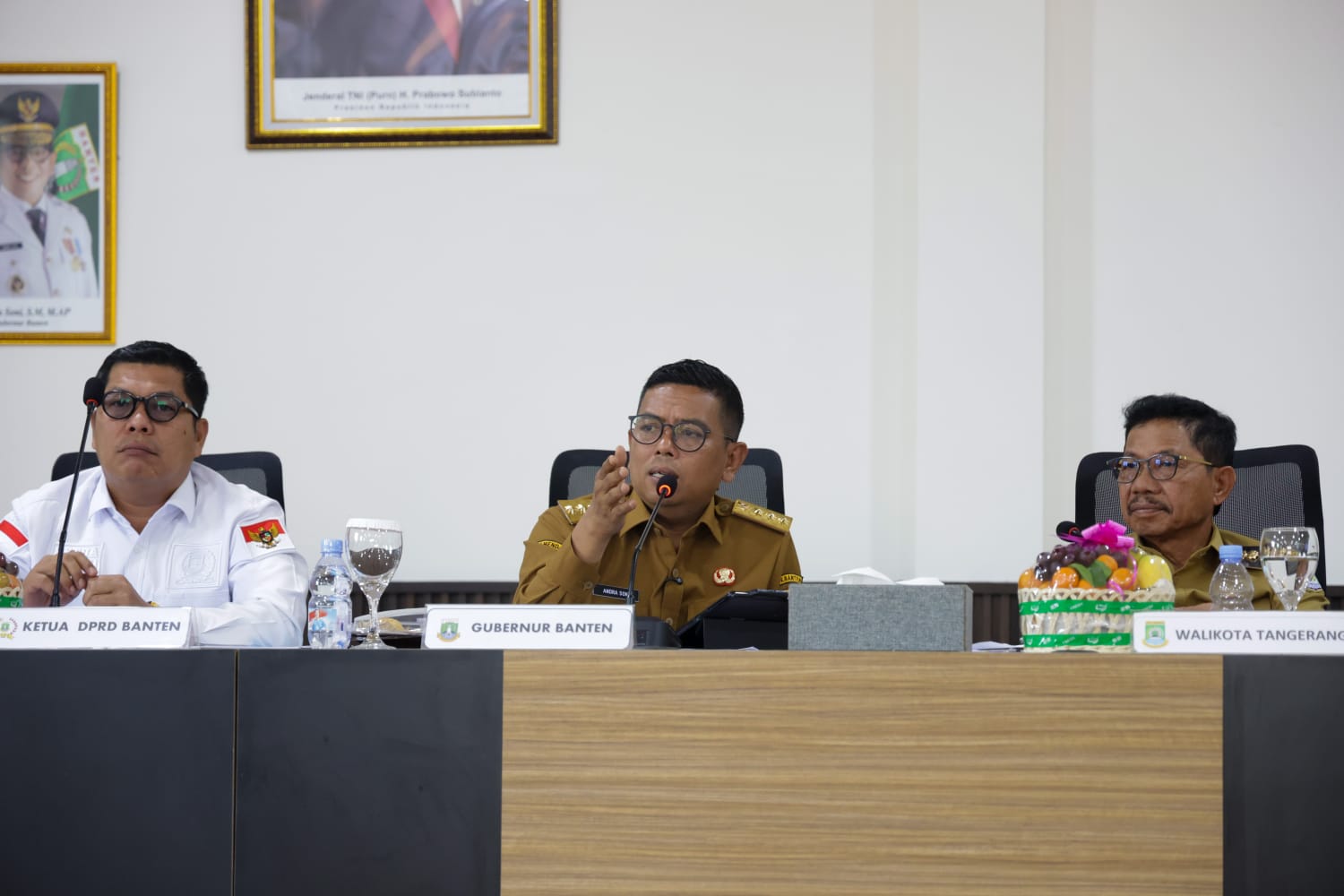 Gubernur Banten Pimpin Rakor Penanganan Banjir Tangerang Raya