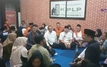 Bukber Ramadan di Lapas Kelas IIA Serang, Warga Binaan Bertemu Keluarga Tanpa Batasan Bukber Ramadan di Lapas Kelas IIA Serang, Warga Binaan Bertemu Keluarga Tanpa Batasan