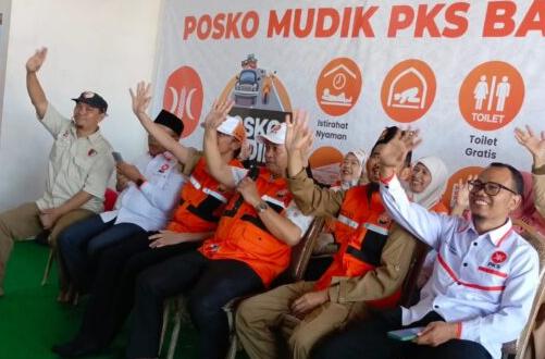Bantu Pemudik ke Sumatera, PKS Banten Dirikan Posko Mudik di Serang