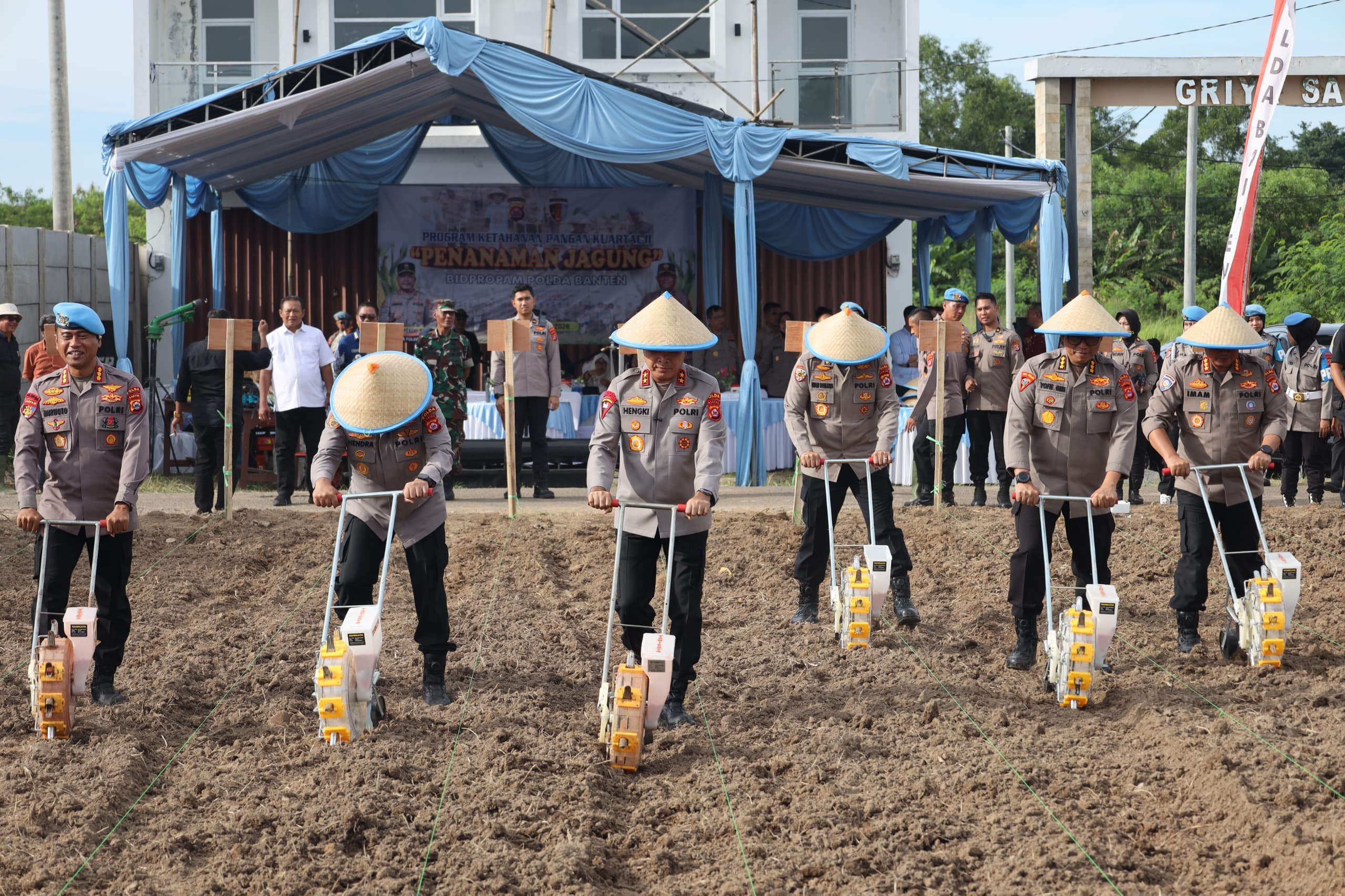 Polda Banten Tanam Jagung, Dukung Program Ketahanan Pangan Nasional