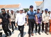 Wagub Banten Dampingi AHY Tinjau Permukiman Nelayan di Mauk, Ini Hasilnya