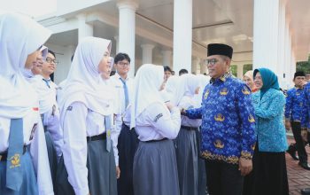 Andra Soni Tegaskan Komitmen Sekolah Gratis, Program Banten Cerdas Diperluas di 2026