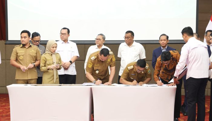 Andra Soni Teken Kerja Sama PSEL Serang Raya, Sampah Diolah Jadi Listrik