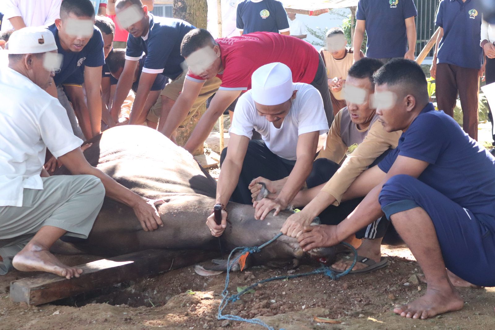 Lapas Serang Sembelih 4 Sapi dan 26 Kambing, Warga Binaan Diajak Nyate Bareng
