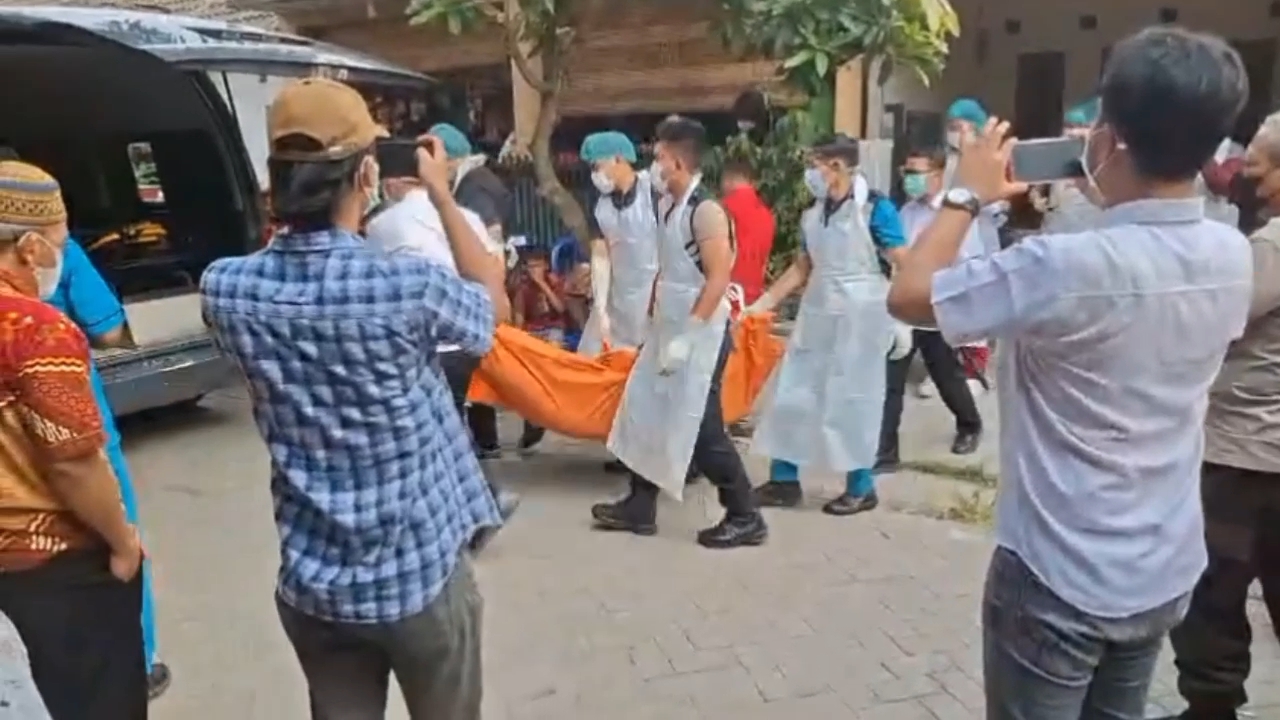 Diduga Meninggal Sejak 4 Hari Lalu, Jasad Lansia Ditemukan di Rumahnya