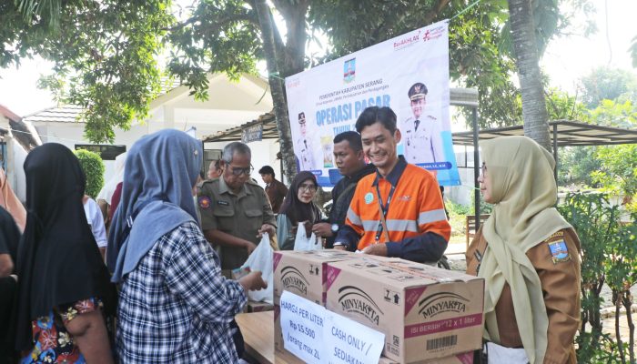 Operasi Pasar di Kramatwatu Diserbu warga 