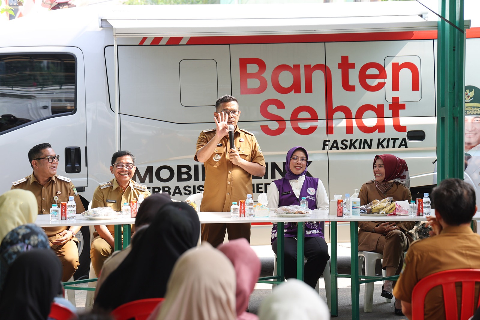 350 Warga Tangerang Ikut Cek Kesehatan Gratis, Andra Soni.Tak Punya BPJS Tetap Dilayani