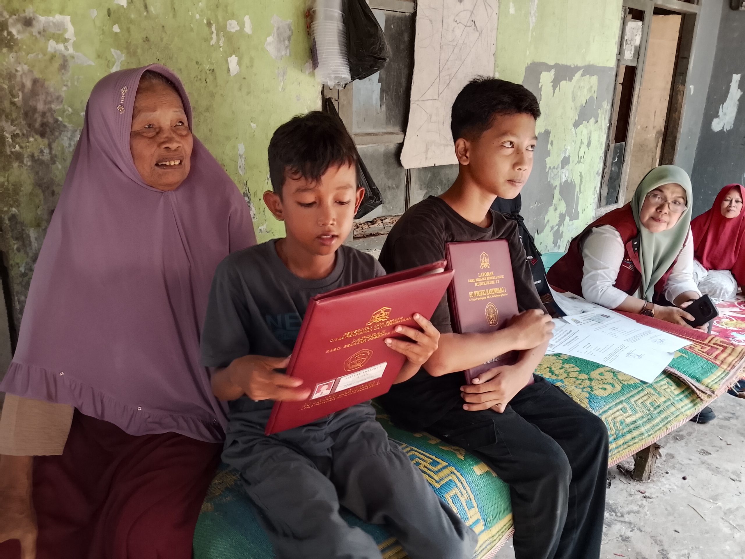 Kisah Ardi dan Holikul Amin di Kota Serang, Berharap Lolos Sekolah Rakyat agar Tak Putus Sekolah