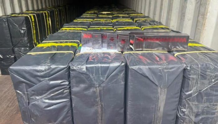 Kapal Pengangkut 2,6 Ton Narkoba Cair Juga Bawa 1,5 Juta Batang Rokok Ilegal