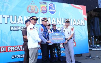 Polda Banten Salurkan Bantuan Rp250 Juta untuk Korban Gempa NTT