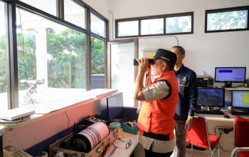 Gubernur Banten Pantau Anak Krakatau, 5 Ribu Box Masker Disiapkan