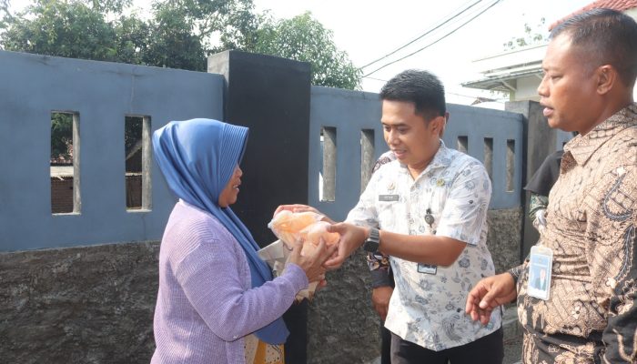 Lapas Serang Bagikan Sarapan Gratis untuk Warga Sekitar