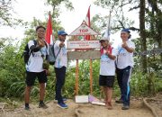 26 ASN Pemkab Serang Kibarkan Bendera HUT ke-500 di Puncak Gunung Prakasak 26 ASN Pemkab Serang Kibarkan Bendera HUT ke-500 di Puncak Gunung Prakasak