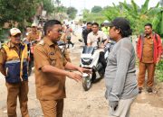 Warga Pandeglang Sambut Antusias Pembangunan Jembatan dan Program Bang Andra