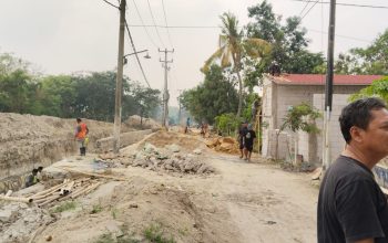 Warga BAP 1 Unyur Keluhkan Proyek Drainase, Soroti Keselamatan dan Kerusakan Conblock