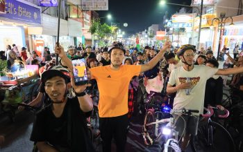 Nur Agis Aulia Bersepeda Bareng Ribuan Pesepeda, Dorong Kota Serang Miliki Jalur Sepeda