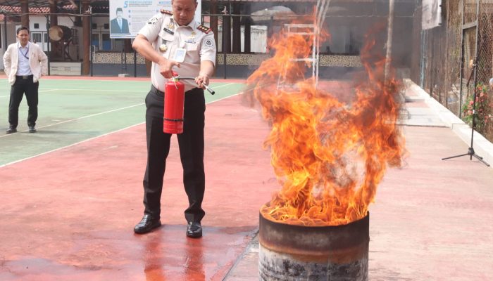 Lapas Serang Gandeng Damkar Sosialisasi Penanggulangan Kebakaran