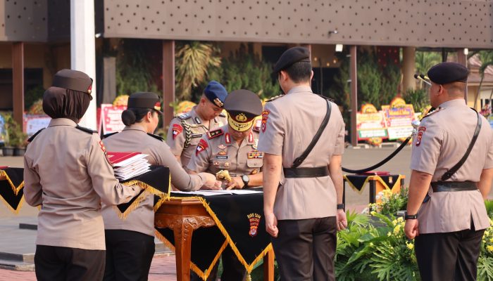 Polda Banten Mutasi 7 Pejabat, Wakapolda hingga Kapolres Berganti