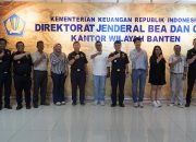 Pacu Investasi di Banten, Bea Cukai Terbitkan Izin Kawasan Berikat Produsen Sepatu Nike
